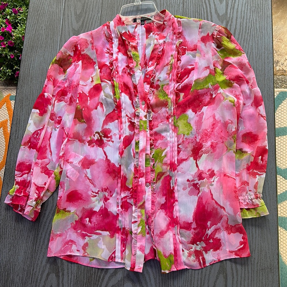 Woman’s Anne Klein  “ Barbie Pink “Blouse